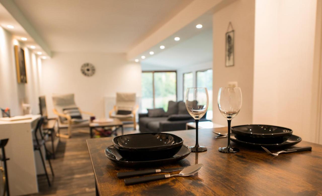 Le Chalet Naturzen Hastiere-par-dela Exteriér fotografie